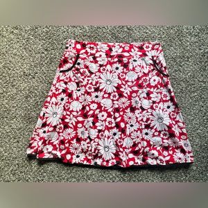 Studio Y floral print skirt with POCKETS!